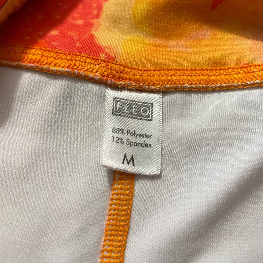 FLEO Power High Rise Shorts - Picture 2 of 5
